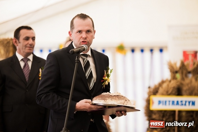 Zdjęcie w galerii na portalu naszraciborz.pl: Dożynki 2016. W Bojanowie świętuje cała gmina Krzanowice. Kolorowo i pomysłowo wiadomości z regionu