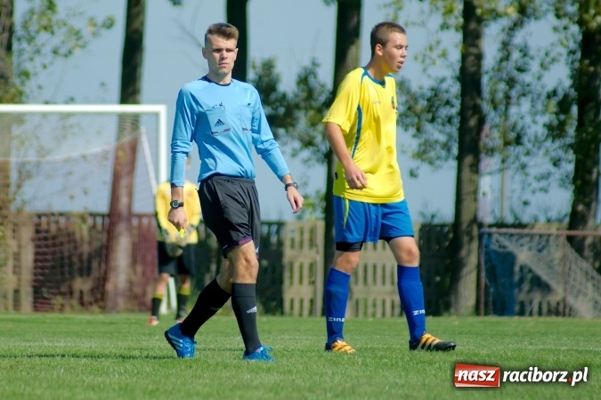 Zdjęcie w galerii na portalu naszraciborz.pl: Cimen & Karn&oacute;wka Show w Owsiszczach. Juniorzy Rafako pokonani wiadomości z regionu