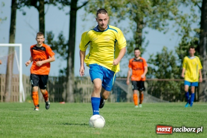 Zdjęcie w galerii na portalu naszraciborz.pl: Cimen & Karn&oacute;wka Show w Owsiszczach. Juniorzy Rafako pokonani wiadomości z regionu