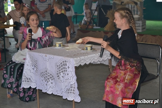 Zdjęcie w galerii na portalu naszraciborz.pl: Dożynki 2016. Święto plonów w Rudyszwałdzie wiadomości z regionu