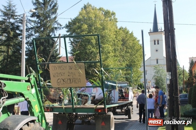 Zdjęcie w galerii na portalu naszraciborz.pl: Boże, z Twoich rąk żyjemy - dożynki w Sławikowie  wiadomości z regionu