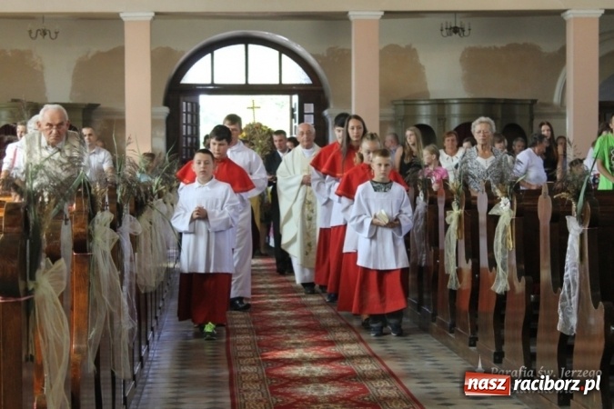 Zdjęcie w galerii na portalu naszraciborz.pl: Boże, z Twoich rąk żyjemy - dożynki w Sławikowie  wiadomości z regionu