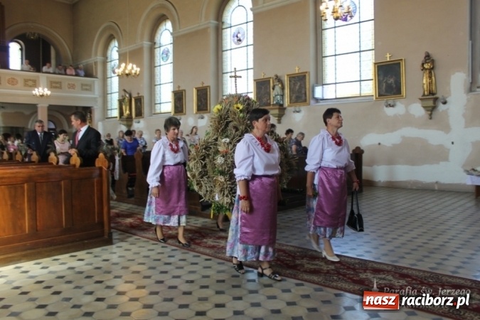 Zdjęcie w galerii na portalu naszraciborz.pl: Boże, z Twoich rąk żyjemy - dożynki w Sławikowie  wiadomości z regionu