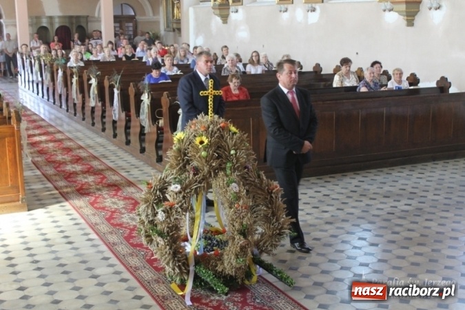 Zdjęcie w galerii na portalu naszraciborz.pl: Boże, z Twoich rąk żyjemy - dożynki w Sławikowie  wiadomości z regionu