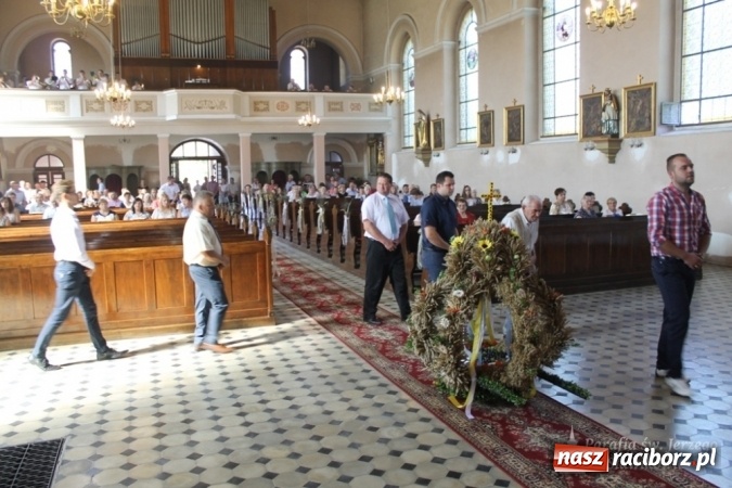 Zdjęcie w galerii na portalu naszraciborz.pl: Boże, z Twoich rąk żyjemy - dożynki w Sławikowie  wiadomości z regionu