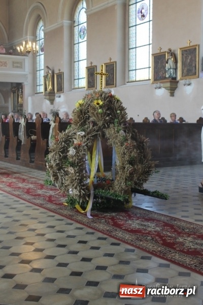 Zdjęcie w galerii na portalu naszraciborz.pl: Boże, z Twoich rąk żyjemy - dożynki w Sławikowie  wiadomości z regionu