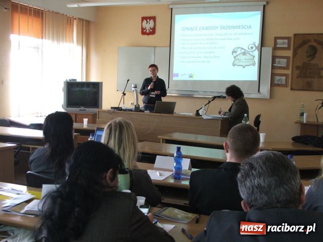 Zdjęcie w galerii na portalu naszraciborz.pl: Polsko a czesko w PWSZ wiadomości z regionu