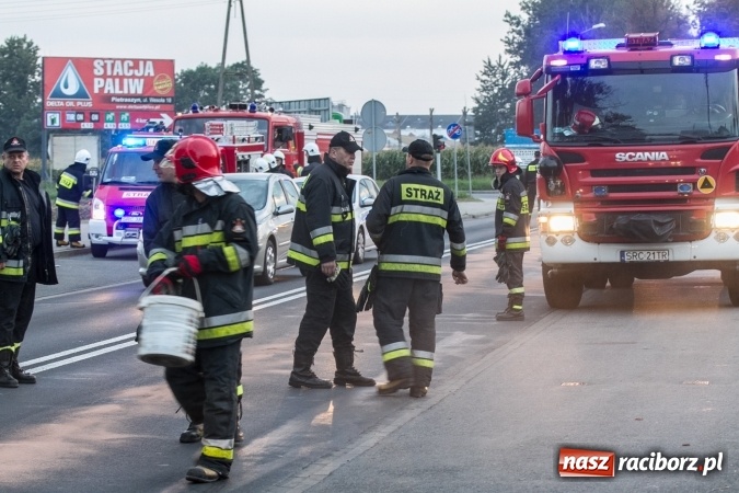 Zdjęcie w galerii na portalu naszraciborz.pl: Weekend strażaków - tragiczne zdarzenie w pobliżu Bojanowskiej w Raciborzu wiadomości z regionu