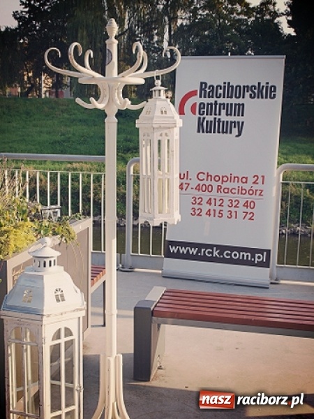 Zdjęcie w galerii na portalu naszraciborz.pl: Quo vadis wybrzmiało na przystani kajakowej wiadomości z regionu