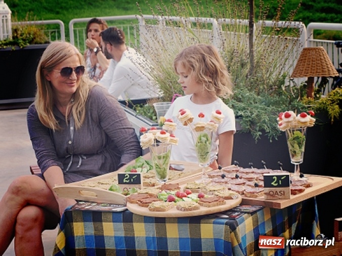 Zdjęcie w galerii na portalu naszraciborz.pl: Quo vadis wybrzmiało na przystani kajakowej wiadomości z regionu