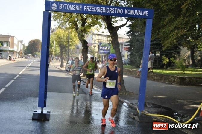 Zdjęcie w galerii na portalu naszraciborz.pl: Rafako Półmaraton Racibórz rywalizuje o miano Biegowego Wydarzenia Roku  wiadomości z regionu