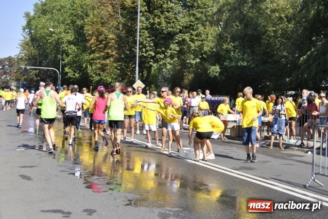 Zdjęcie w galerii na portalu naszraciborz.pl: Rafako Półmaraton Racibórz rywalizuje o miano Biegowego Wydarzenia Roku  wiadomości z regionu