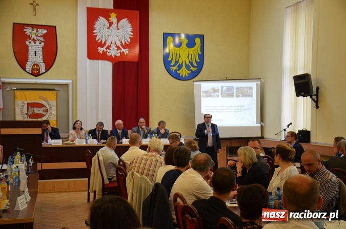 Zdjęcie w galerii na portalu naszraciborz.pl: Konwenty wójtów i burmistrzów powiatów żywieckiego i częstochowskiego  wiadomości z regionu