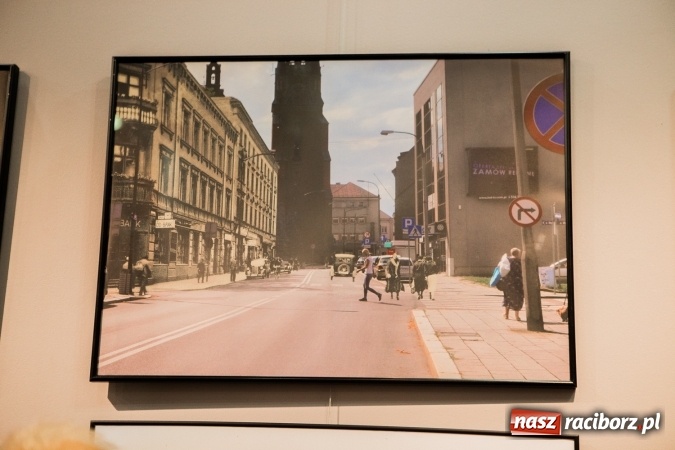 Zdjęcie w galerii na portalu naszraciborz.pl: Racibórz utracony - Racibórz odzyskany, czyli podróż do przeszłości z Bartkiem Mielnikiem wiadomości z regionu