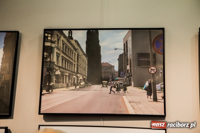 Zdjęcie w galerii na portalu naszraciborz.pl: Racibórz utracony - Racibórz odzyskany, czyli podróż do przeszłości z Bartkiem Mielnikiem wiadomości z regionu