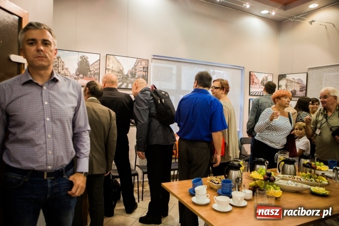 Zdjęcie w galerii na portalu naszraciborz.pl: Racibórz utracony - Racibórz odzyskany, czyli podróż do przeszłości z Bartkiem Mielnikiem wiadomości z regionu