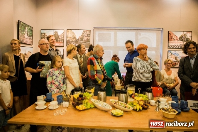 Zdjęcie w galerii na portalu naszraciborz.pl: Racibórz utracony - Racibórz odzyskany, czyli podróż do przeszłości z Bartkiem Mielnikiem wiadomości z regionu