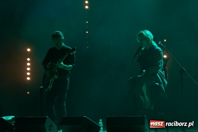 Zdjęcie w galerii na portalu naszraciborz.pl: Mela Koteluk - akustycznie przy Chopina wiadomości z regionu