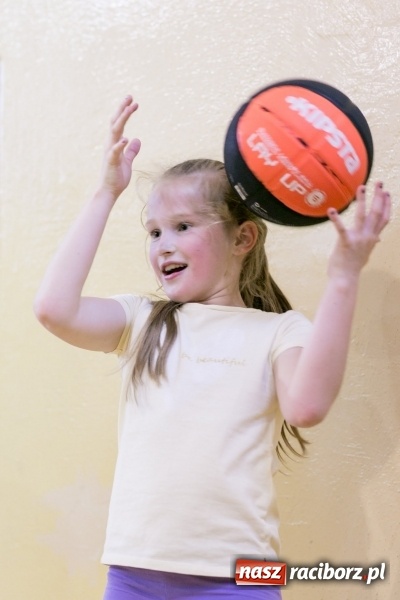 Zdjęcie w galerii na portalu naszraciborz.pl: Ruszyły zapisy na kolejny sezon koszyk&oacute;wki w MiniBasketball. Treningi dla dzieci od 2 do 12 lat wiadomości z regionu