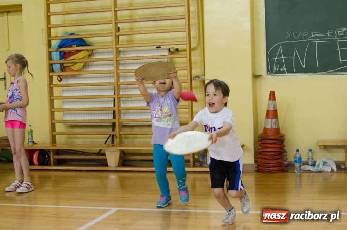 Zdjęcie w galerii na portalu naszraciborz.pl: Ruszyły zapisy na kolejny sezon koszyk&oacute;wki w MiniBasketball. Treningi dla dzieci od 2 do 12 lat wiadomości z regionu