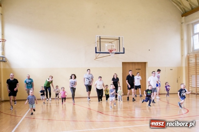 Zdjęcie w galerii na portalu naszraciborz.pl: Ruszyły zapisy na kolejny sezon koszyk&oacute;wki w MiniBasketball. Treningi dla dzieci od 2 do 12 lat wiadomości z regionu