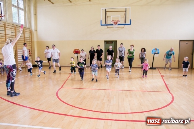 Zdjęcie w galerii na portalu naszraciborz.pl: Ruszyły zapisy na kolejny sezon koszyk&oacute;wki w MiniBasketball. Treningi dla dzieci od 2 do 12 lat wiadomości z regionu