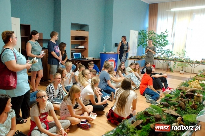 Zdjęcie w galerii na portalu naszraciborz.pl: Dzieci i młodzież z Raciborza poznały różne gatunki grzybów wiadomości z regionu