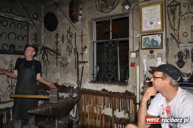 Zdjęcie w galerii na portalu naszraciborz.pl: Tam gdzie Janek Socha miłość znalazł, czyli Bieg Wiedeński w Bieńkowicach wiadomości z regionu