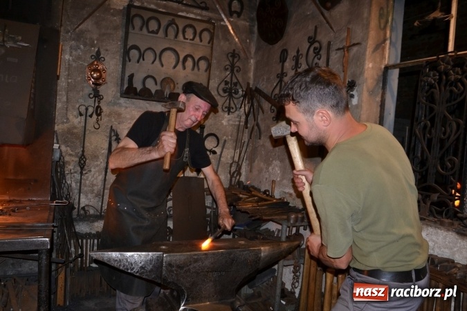 Zdjęcie w galerii na portalu naszraciborz.pl: Tam gdzie Janek Socha miłość znalazł, czyli Bieg Wiedeński w Bieńkowicach wiadomości z regionu