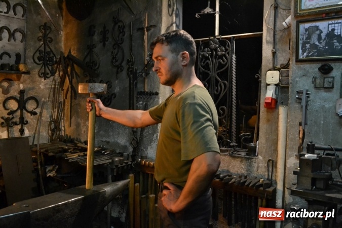 Zdjęcie w galerii na portalu naszraciborz.pl: Tam gdzie Janek Socha miłość znalazł, czyli Bieg Wiedeński w Bieńkowicach wiadomości z regionu