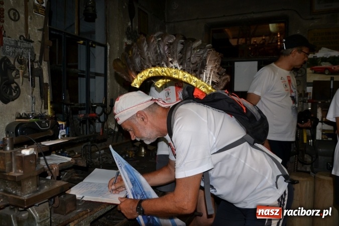 Zdjęcie w galerii na portalu naszraciborz.pl: Tam gdzie Janek Socha miłość znalazł, czyli Bieg Wiedeński w Bieńkowicach wiadomości z regionu