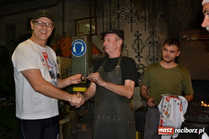 Zdjęcie w galerii na portalu naszraciborz.pl: Tam gdzie Janek Socha miłość znalazł, czyli Bieg Wiedeński w Bieńkowicach wiadomości z regionu