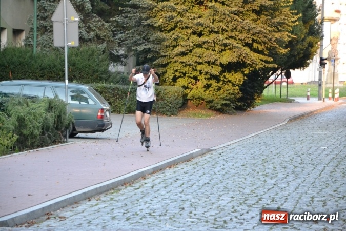 Zdjęcie w galerii na portalu naszraciborz.pl: Raciborski zamek na trasie biegu upamiętniającego Odsiecz Wiedeńską  wiadomości z regionu