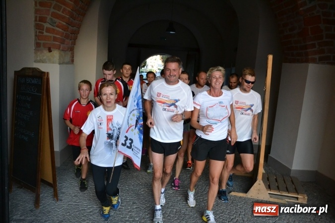 Zdjęcie w galerii na portalu naszraciborz.pl: Raciborski zamek na trasie biegu upamiętniającego Odsiecz Wiedeńską  wiadomości z regionu