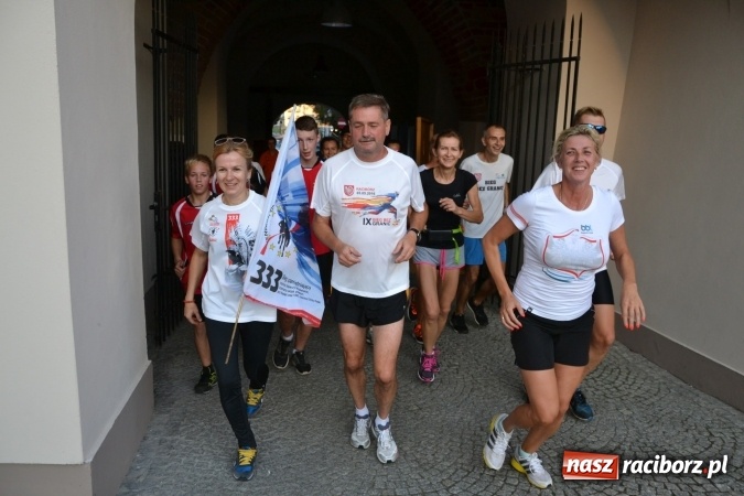 Zdjęcie w galerii na portalu naszraciborz.pl: Raciborski zamek na trasie biegu upamiętniającego Odsiecz Wiedeńską  wiadomości z regionu