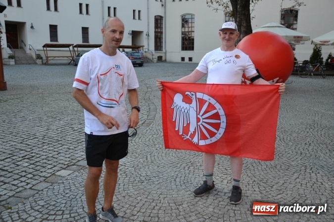 Zdjęcie w galerii na portalu naszraciborz.pl: Raciborski zamek na trasie biegu upamiętniającego Odsiecz Wiedeńską  wiadomości z regionu