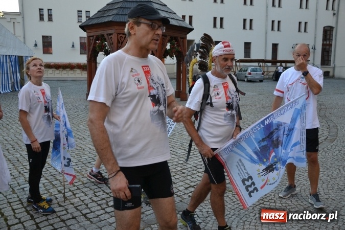Zdjęcie w galerii na portalu naszraciborz.pl: Raciborski zamek na trasie biegu upamiętniającego Odsiecz Wiedeńską  wiadomości z regionu