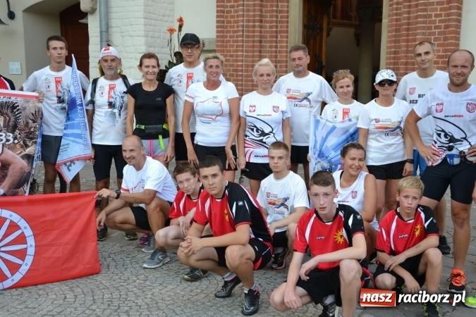 Zdjęcie w galerii na portalu naszraciborz.pl: Raciborski zamek na trasie biegu upamiętniającego Odsiecz Wiedeńską  wiadomości z regionu