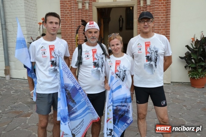 Zdjęcie w galerii na portalu naszraciborz.pl: Raciborski zamek na trasie biegu upamiętniającego Odsiecz Wiedeńską  wiadomości z regionu