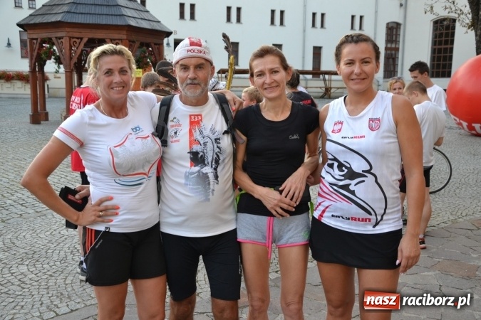 Zdjęcie w galerii na portalu naszraciborz.pl: Raciborski zamek na trasie biegu upamiętniającego Odsiecz Wiedeńską  wiadomości z regionu