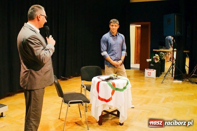 Zdjęcie w galerii na portalu naszraciborz.pl: Denis Kudla nie zapomina o rodzinnym mieście. Brązowy medalista IO w Rio spotkał się z fanami w RCK wiadomości z regionu
