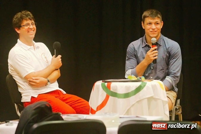 Zdjęcie w galerii na portalu naszraciborz.pl: Denis Kudla nie zapomina o rodzinnym mieście. Brązowy medalista IO w Rio spotkał się z fanami w RCK wiadomości z regionu
