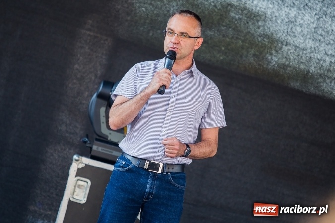 Zdjęcie w galerii na portalu naszraciborz.pl: Pożegnanie lata z MDK na raciborskim rynku wiadomości z regionu