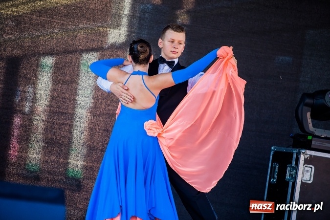 Zdjęcie w galerii na portalu naszraciborz.pl: Pożegnanie lata z MDK na raciborskim rynku wiadomości z regionu