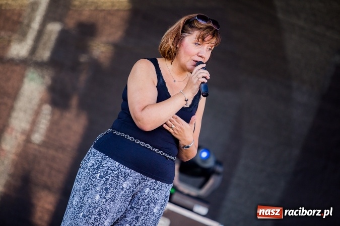 Zdjęcie w galerii na portalu naszraciborz.pl: Pożegnanie lata z MDK na raciborskim rynku wiadomości z regionu