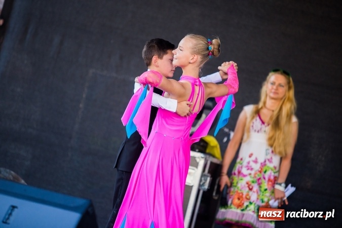 Zdjęcie w galerii na portalu naszraciborz.pl: Pożegnanie lata z MDK na raciborskim rynku wiadomości z regionu