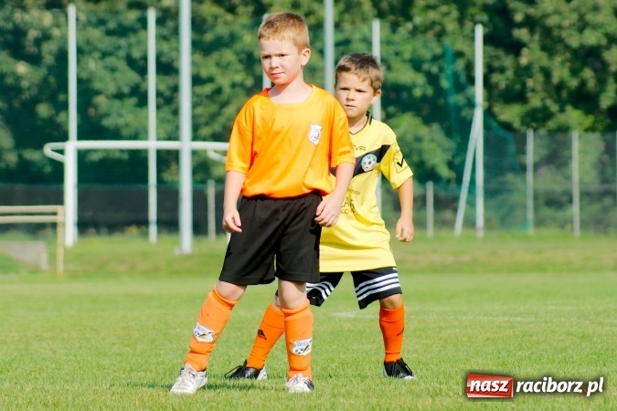 Zdjęcie w galerii na portalu naszraciborz.pl: Żaki Rafako i Tworkowa zainaugurowały sezon wiadomości z regionu