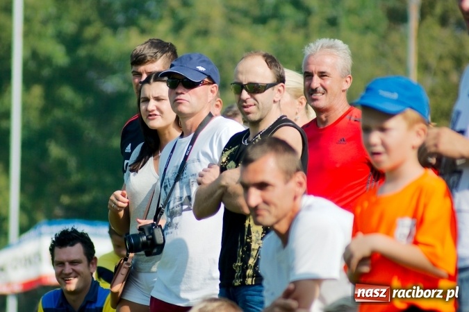 Zdjęcie w galerii na portalu naszraciborz.pl: Żaki Rafako i Tworkowa zainaugurowały sezon wiadomości z regionu