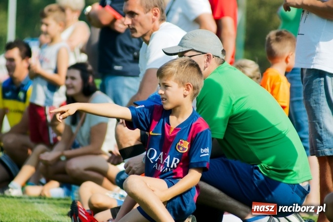 Zdjęcie w galerii na portalu naszraciborz.pl: Żaki Rafako i Tworkowa zainaugurowały sezon wiadomości z regionu