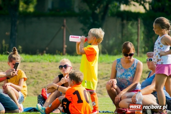 Zdjęcie w galerii na portalu naszraciborz.pl: Żaki Rafako i Tworkowa zainaugurowały sezon wiadomości z regionu